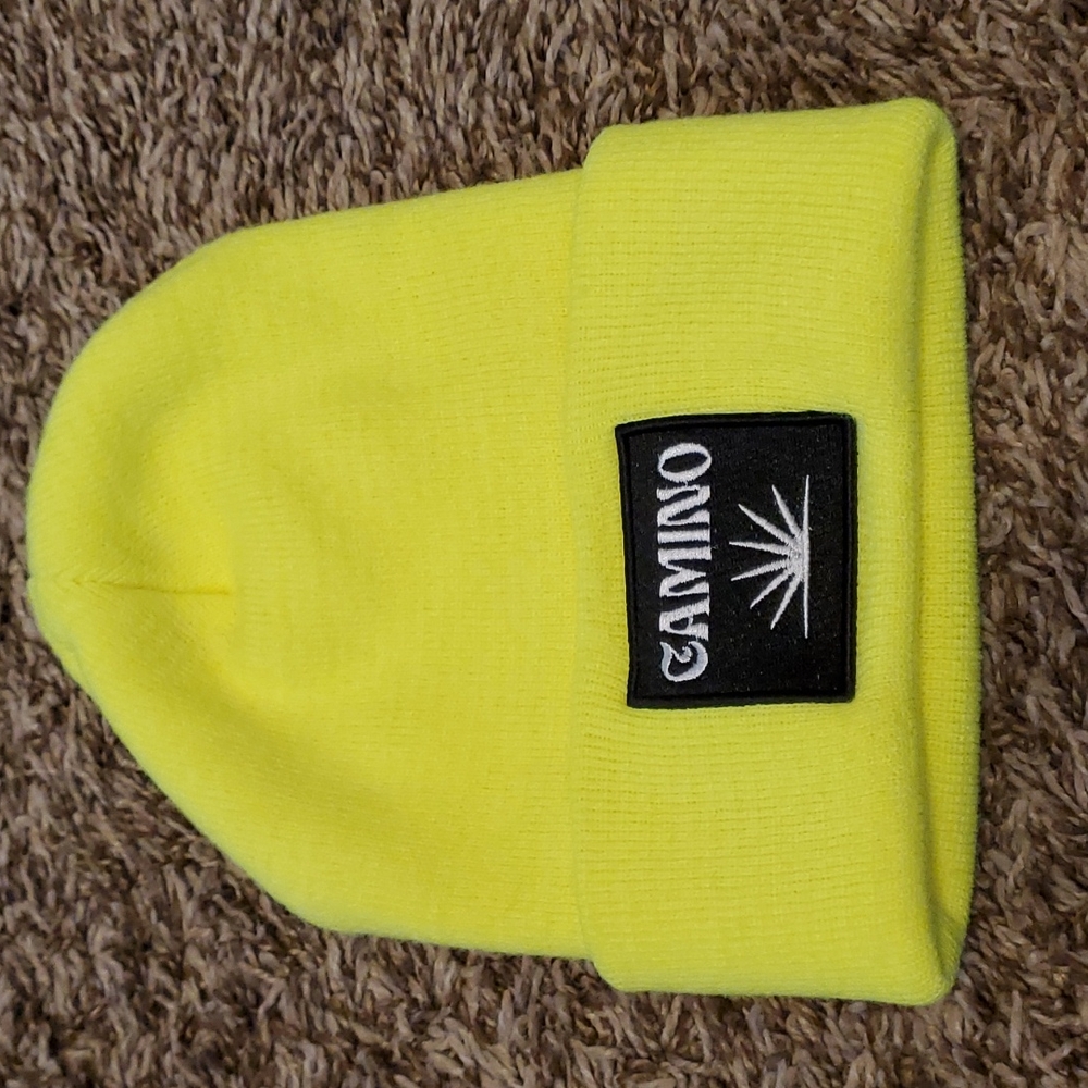 Like new Camino beanie